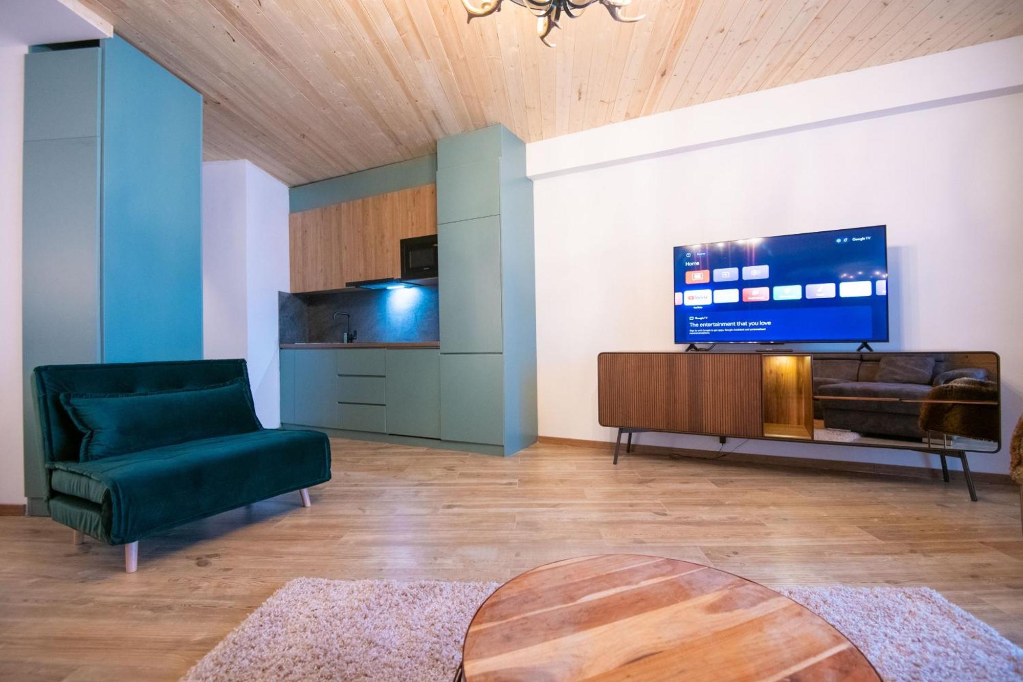 Atrium Apartment